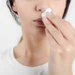 10 Cara Mencegah Mimisan Secara Alami